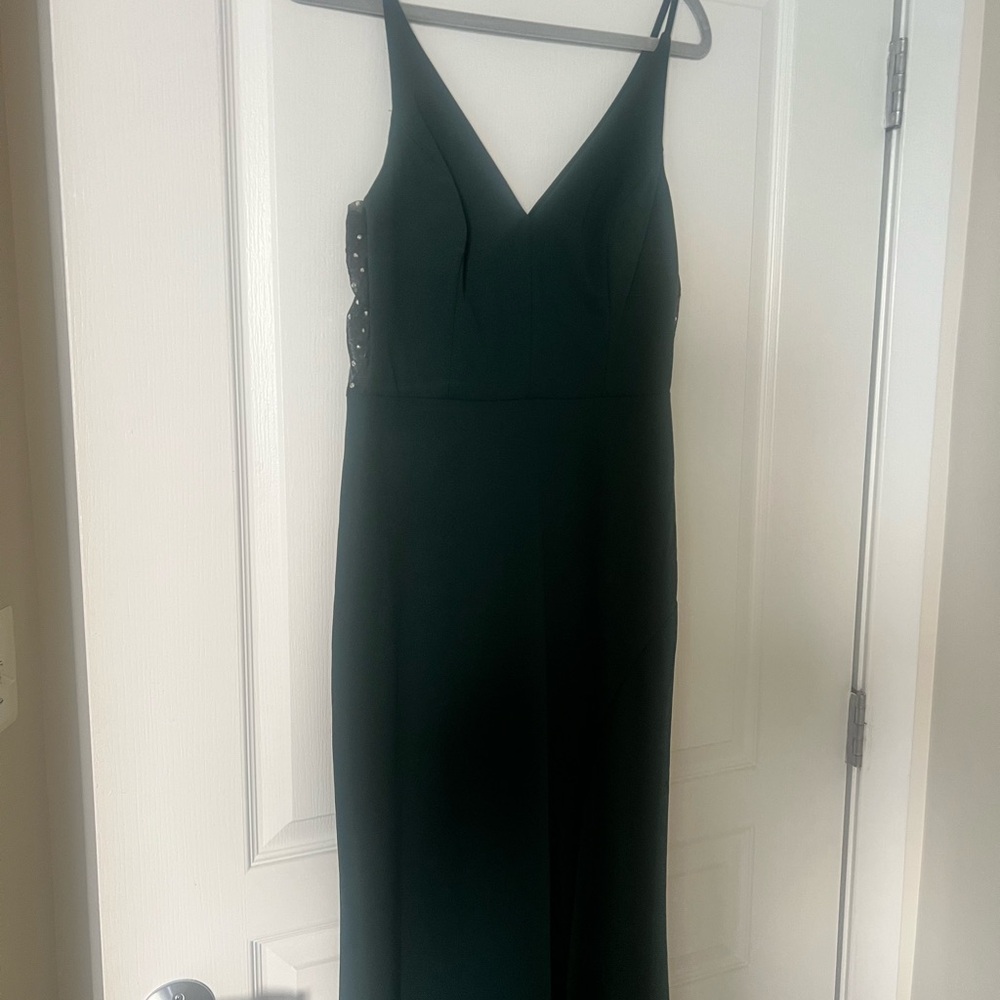 Elegant Dark Green Sleeveless Gown